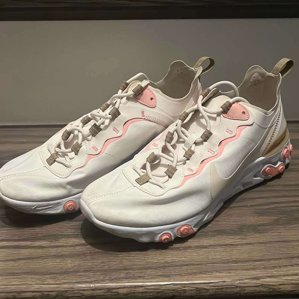 Women’s Nike React
